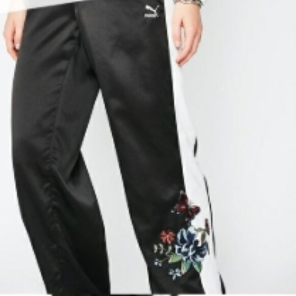 PUMA Women's Premium Archive T7 Pants - Size S - NWT - Picture 5 of 6